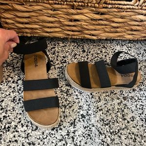 Soda wedge sandal